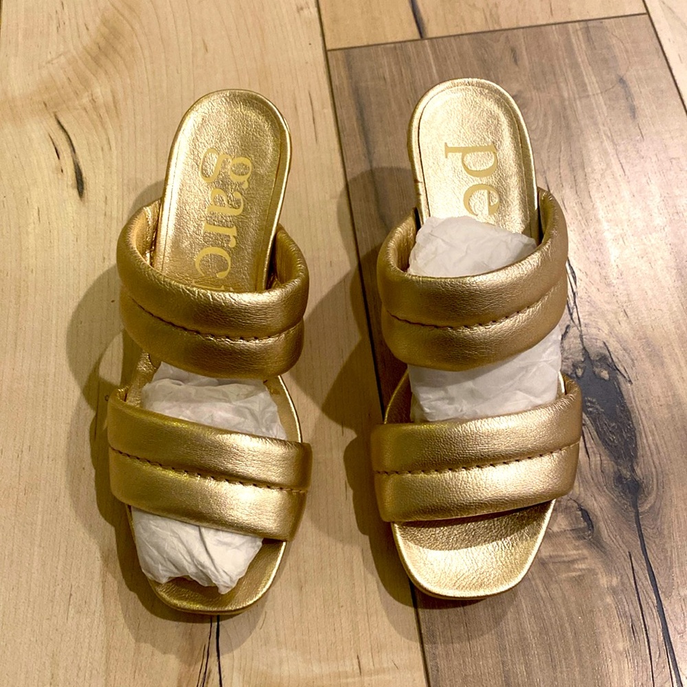 Brand new Pedro Garcia sandals in silver/Gold 6.5.